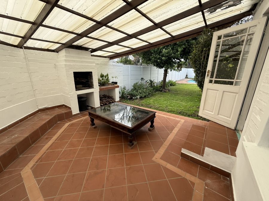 3 Bedroom Property for Sale in Van Der Stel Western Cape